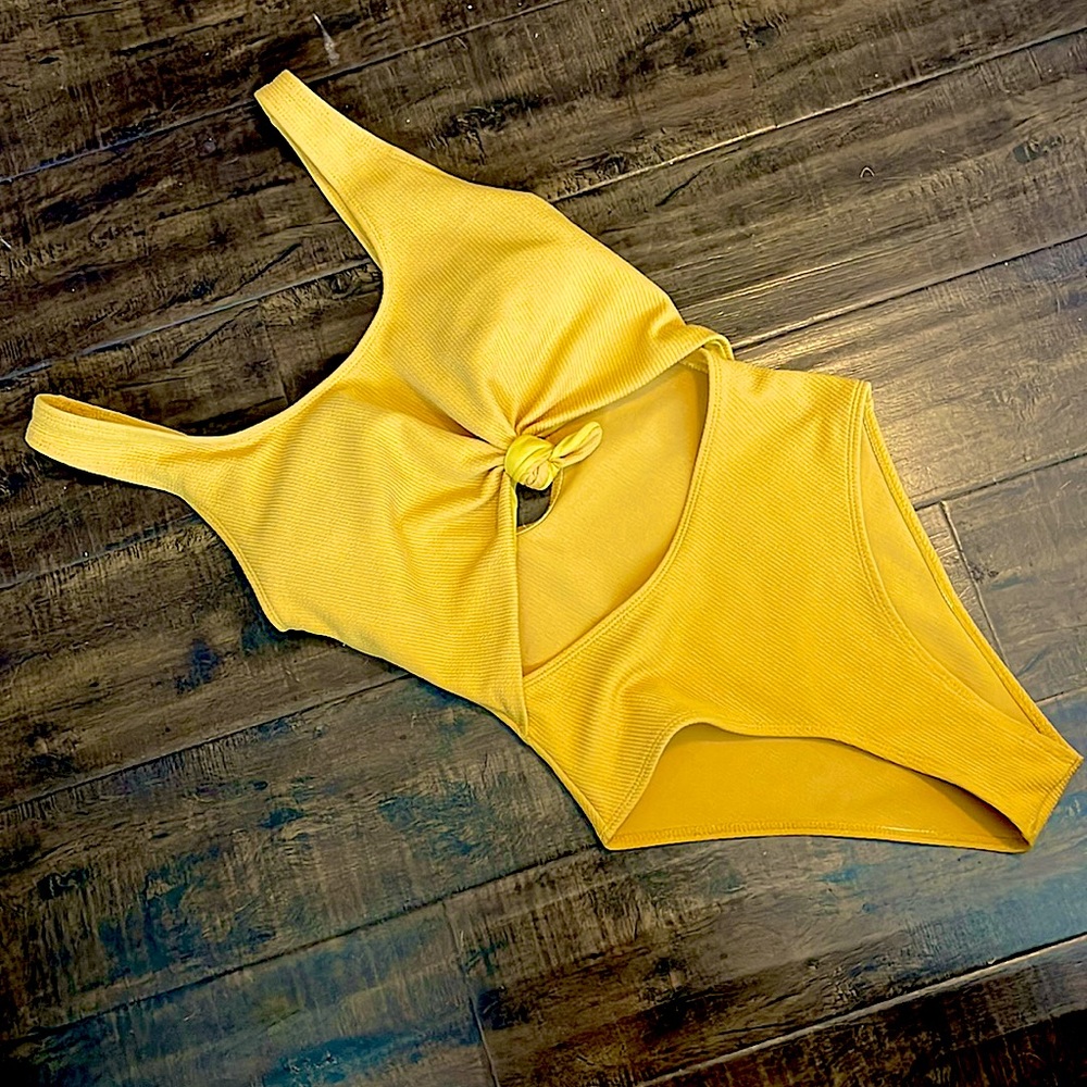 ⭐️Zaful Swimsuit